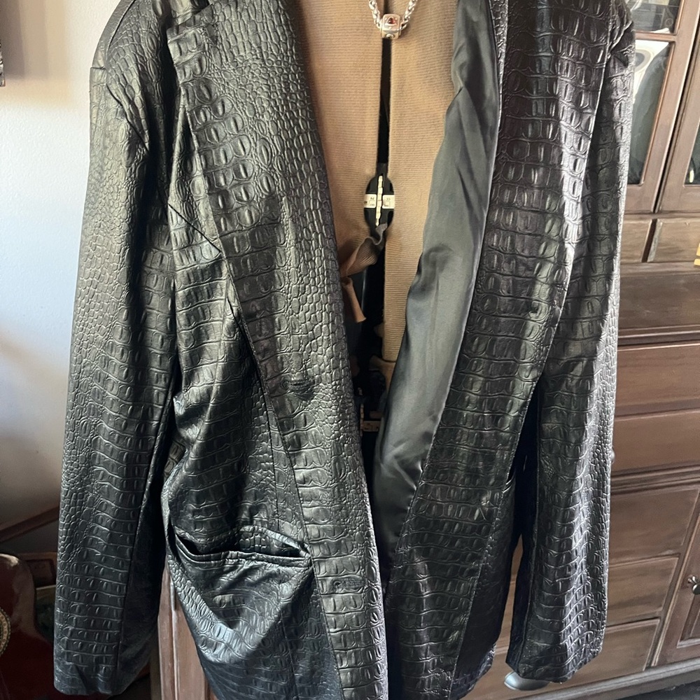 Prettylittlething Black Croc-Embossed Jacket